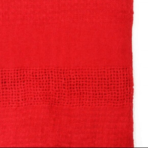 RED KNIT INFINITY SCARF - Picture 4 of 4